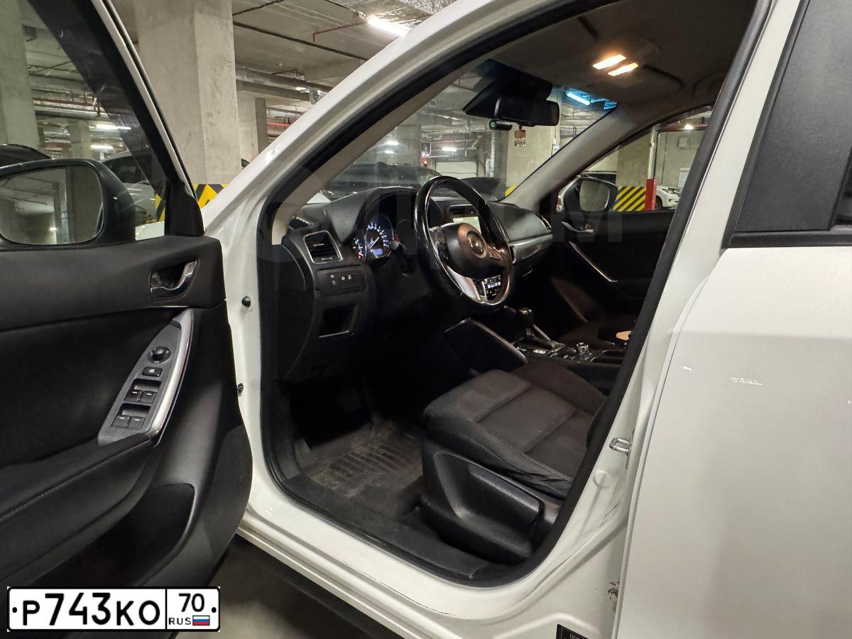 Фото автомобиля MAZDA CX-5, 2016 — госномер М880ВУ181. Цвет: БЕЛЫЙ ПЕРЛАМУТР