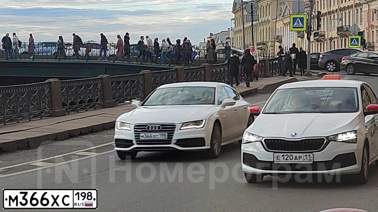 Фото автомобиля AUDI A7, 2012 — госномер К427МС53