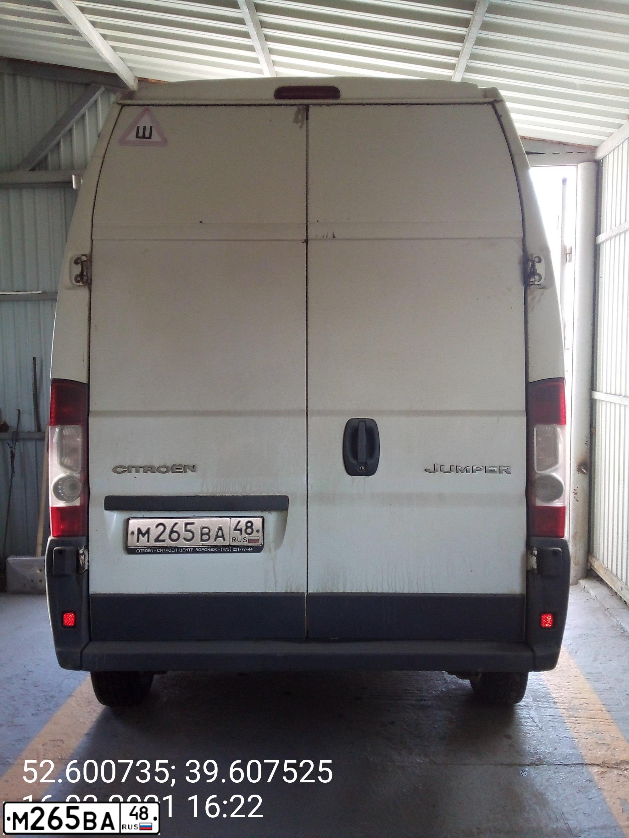 Фото автомобиля CITROEN JUMPER, 2012 — госномер М265ВА48. Цвет: БЕЛЫЙ