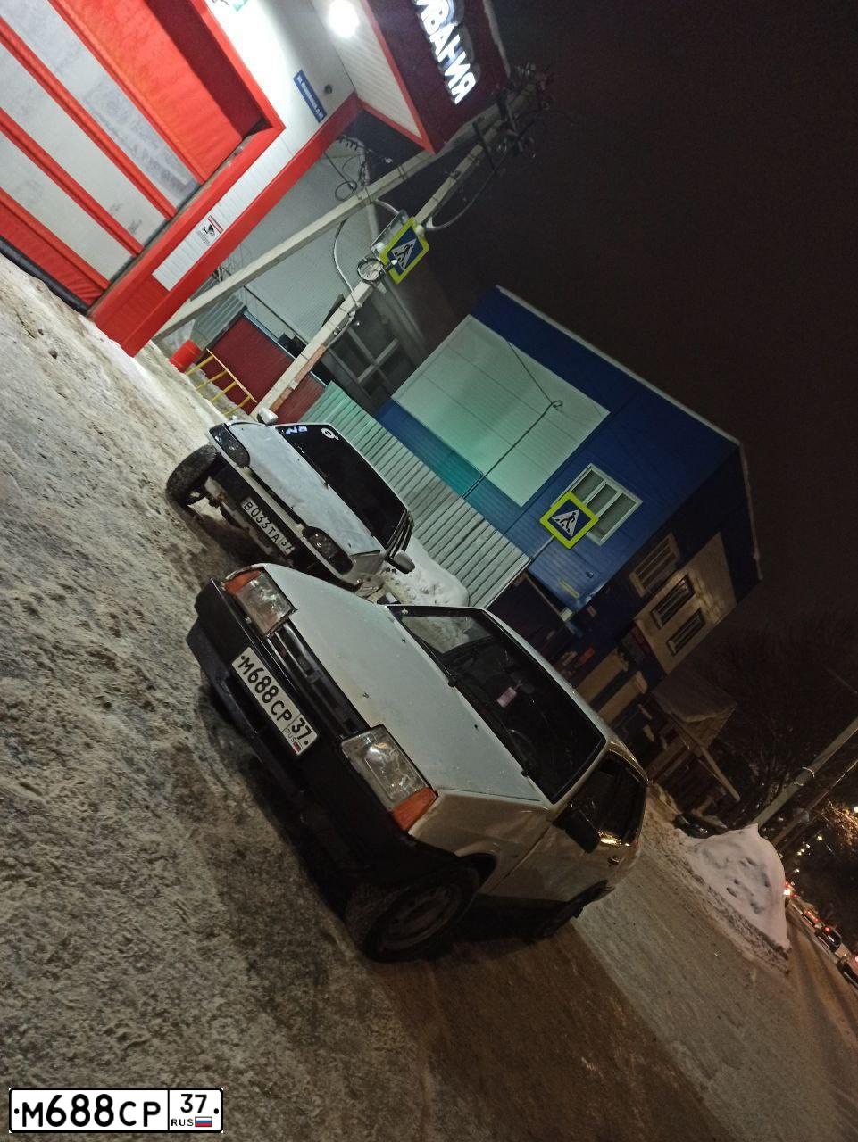 Фото автомобиля LADA 2109 SAMARA, 1997 — госномер М688СР37. Цвет: Белый