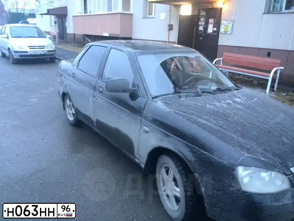 Фото автомобиля TOYOTA LANDCRUISER, 2006 — госномер Н063НН96. Цвет: ЧЕРНЫЙ