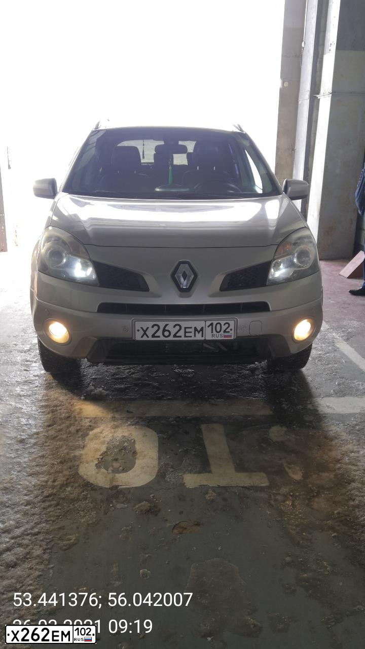 Фото автомобиля RENAULT KOLEOS, 2008 — госномер А003ВО152. Цвет: СВЕТЛО-СЕРЫЙ