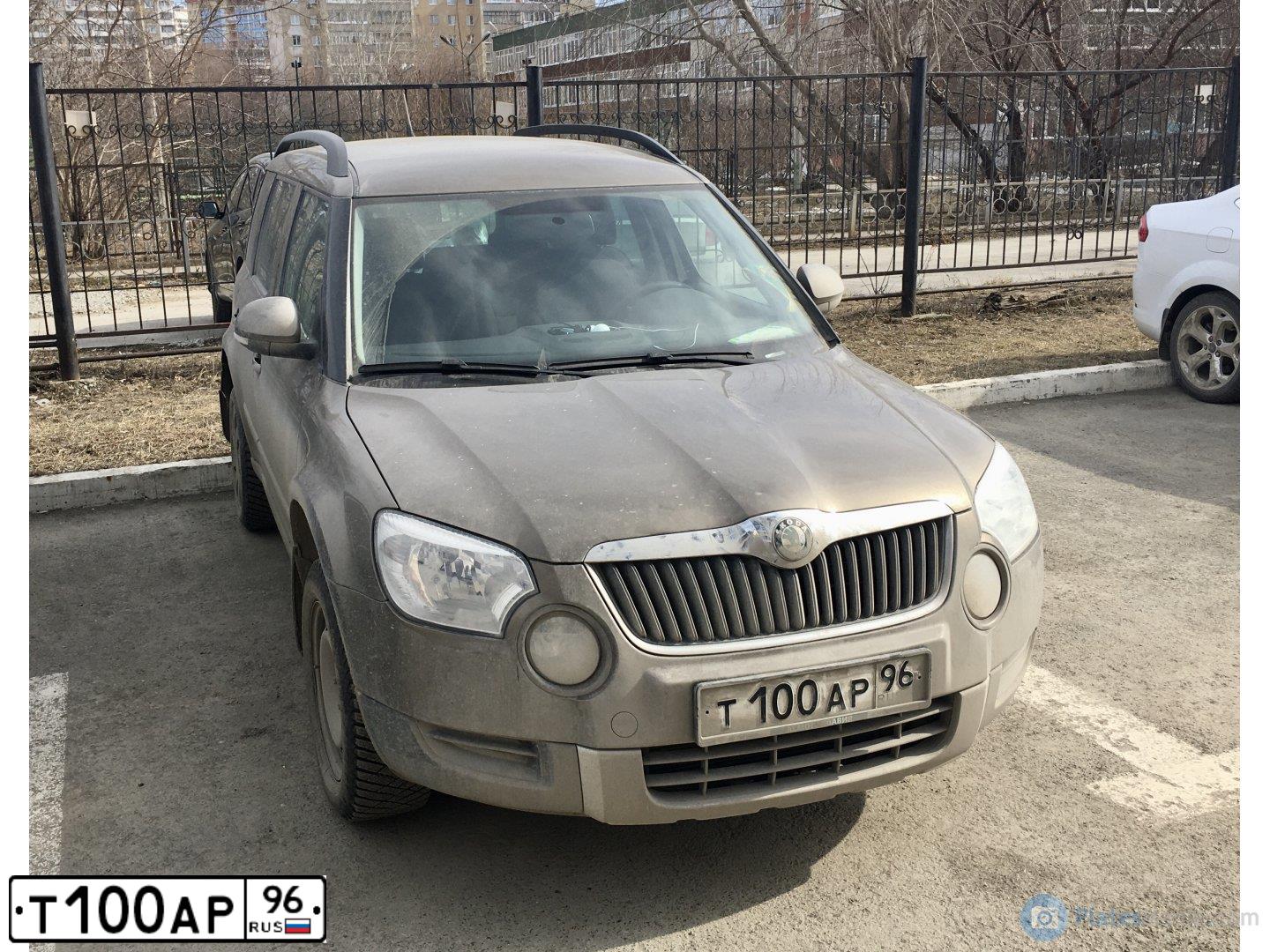 Фото автомобиля SKODA YETI, 2011 — госномер С184ОМ196. Цвет: КОРИЧНЕВЫЙ