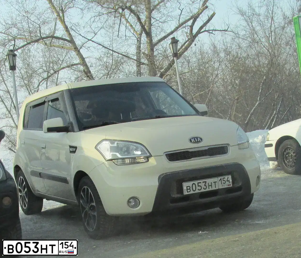 Фото автомобиля KIA SOUL, 2010 — госномер О760КР142. Цвет: БЕЖЕВЫЙ