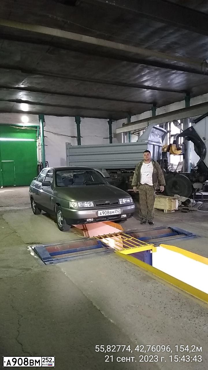 Фото автомобиля LADA 2110, 2002 — госномер А908ВМ252. Цвет: СЕРО-ЗЕЛЕНЫЙ