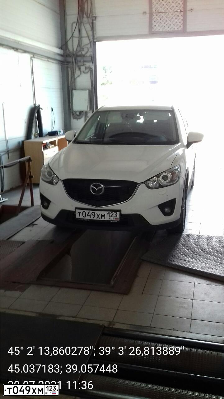 Фото автомобиля MAZDA CX-5, 2013 — госномер Н422НР126
