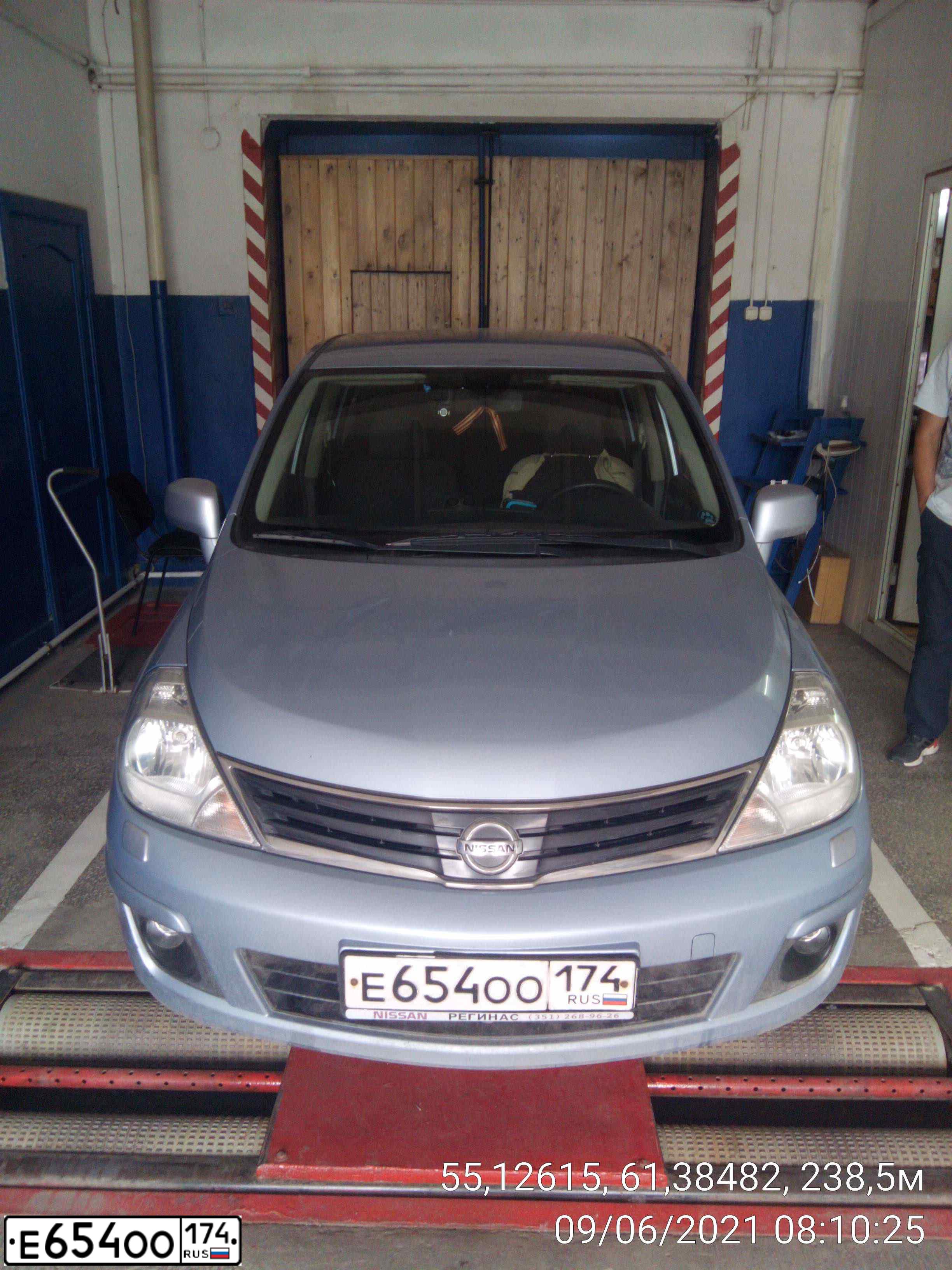 Фото автомобиля OPEL CORSA, 2008 — госномер М198УС10. Цвет: ЧЕРНЫЙ
