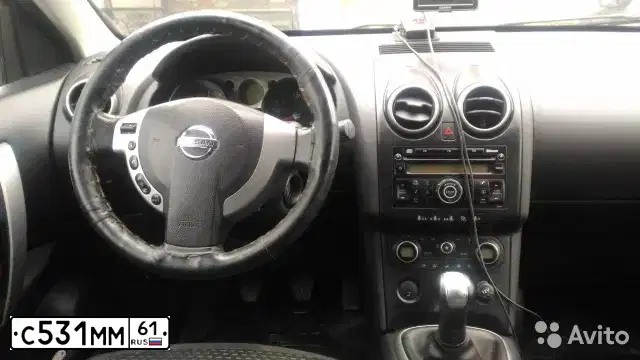 Фото автомобиля NISSAN QASHQAI, 2007 — госномер Р115АР193. Цвет: Серебристый