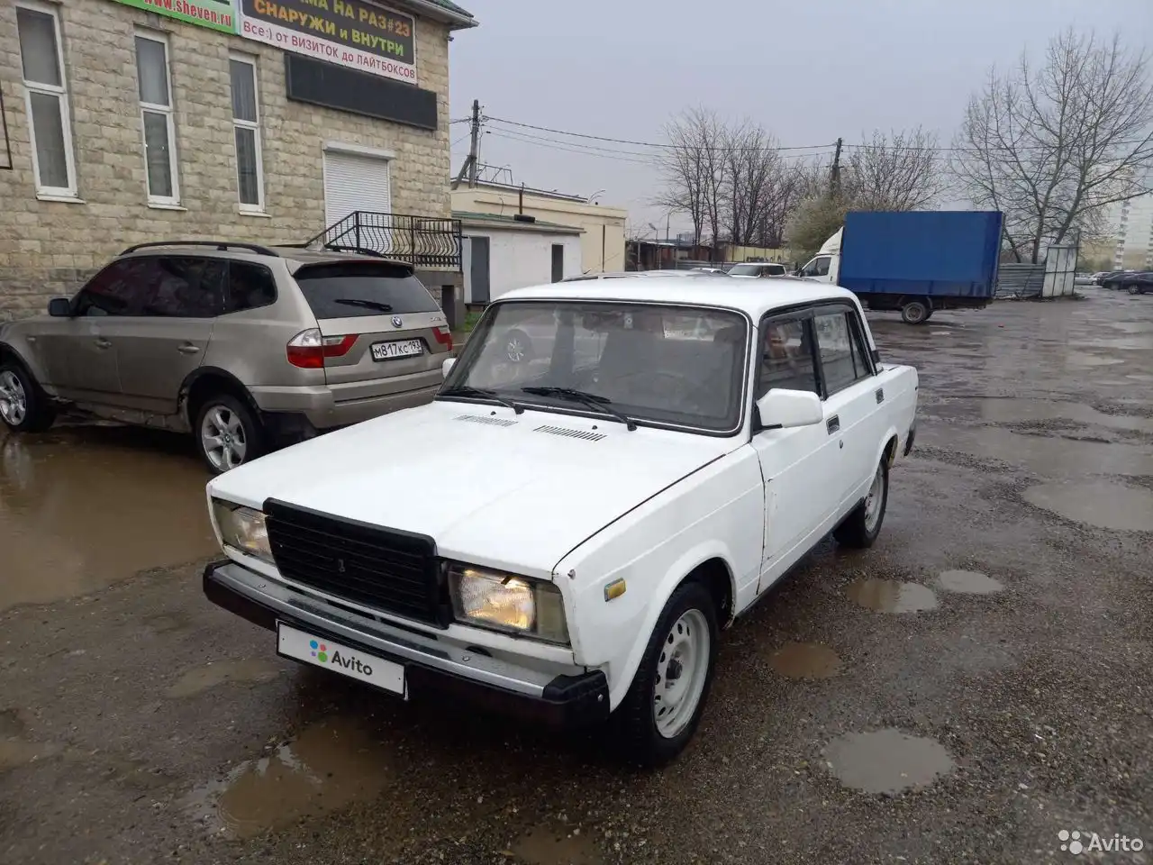Фото автомобиля BMW X3, 2007 — госномер У333ВТ23. Цвет: БЕЖЕВЫЙ