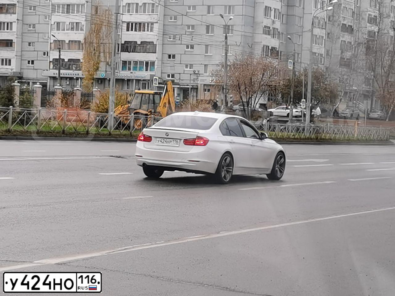 Фото автомобиля CHANGAN CS35, 2014 — госномер Х037КО55. Цвет: Белый