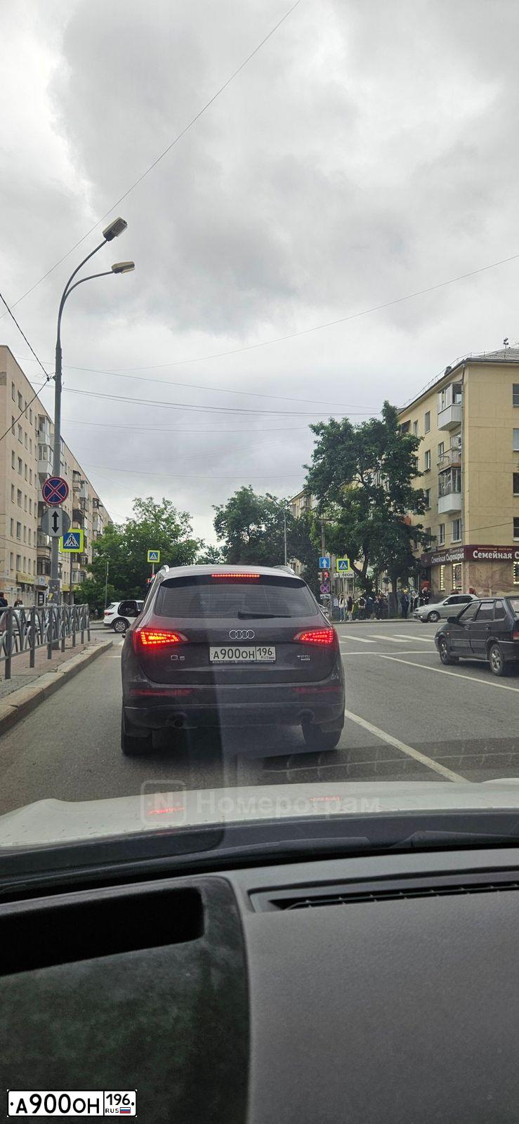 Фото автомобиля MAZDA 6, 2008 — госномер Т111ОВ96. Цвет: ЧЕРНЫЙ