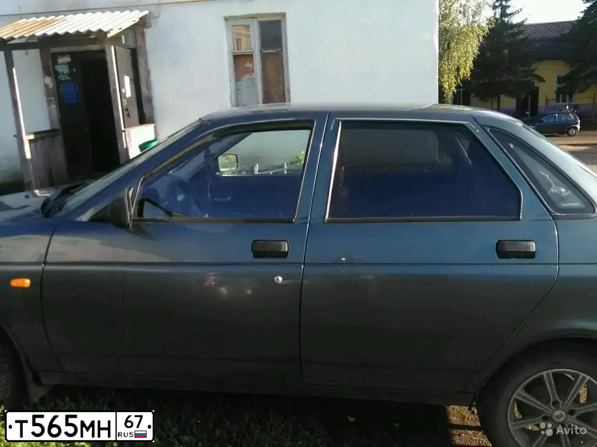 Фото автомобиля LADA 2170 PRIORA, 2011 — госномер Т565МН67. Цвет: Серо-сине-зеленый