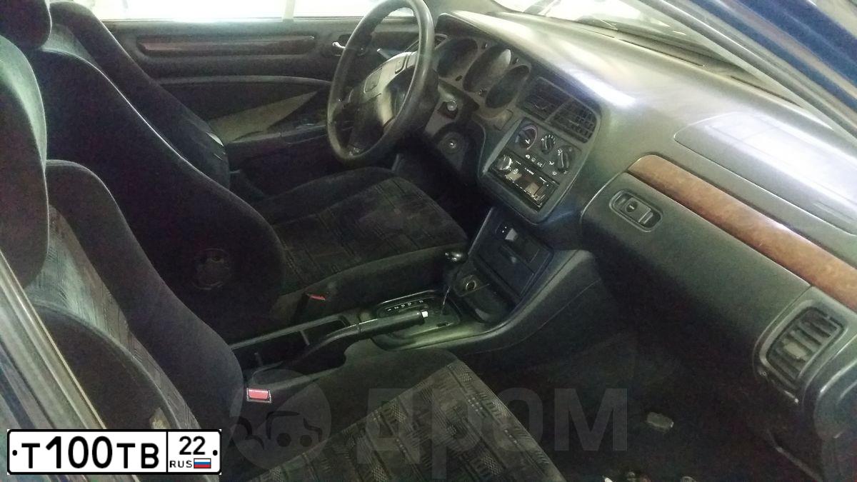 Фото автомобиля HONDA ACCORD, 1998 — госномер Т100ТВ22. Цвет: Темно-синий