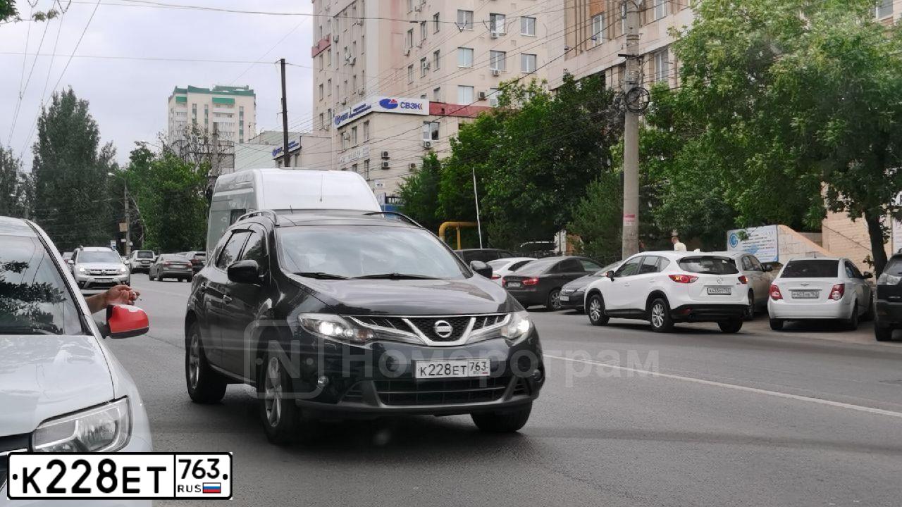 Фото автомобиля NISSAN MURANO, 2011 — госномер К228ЕТ763. Цвет: ЧЕРНЫЙ