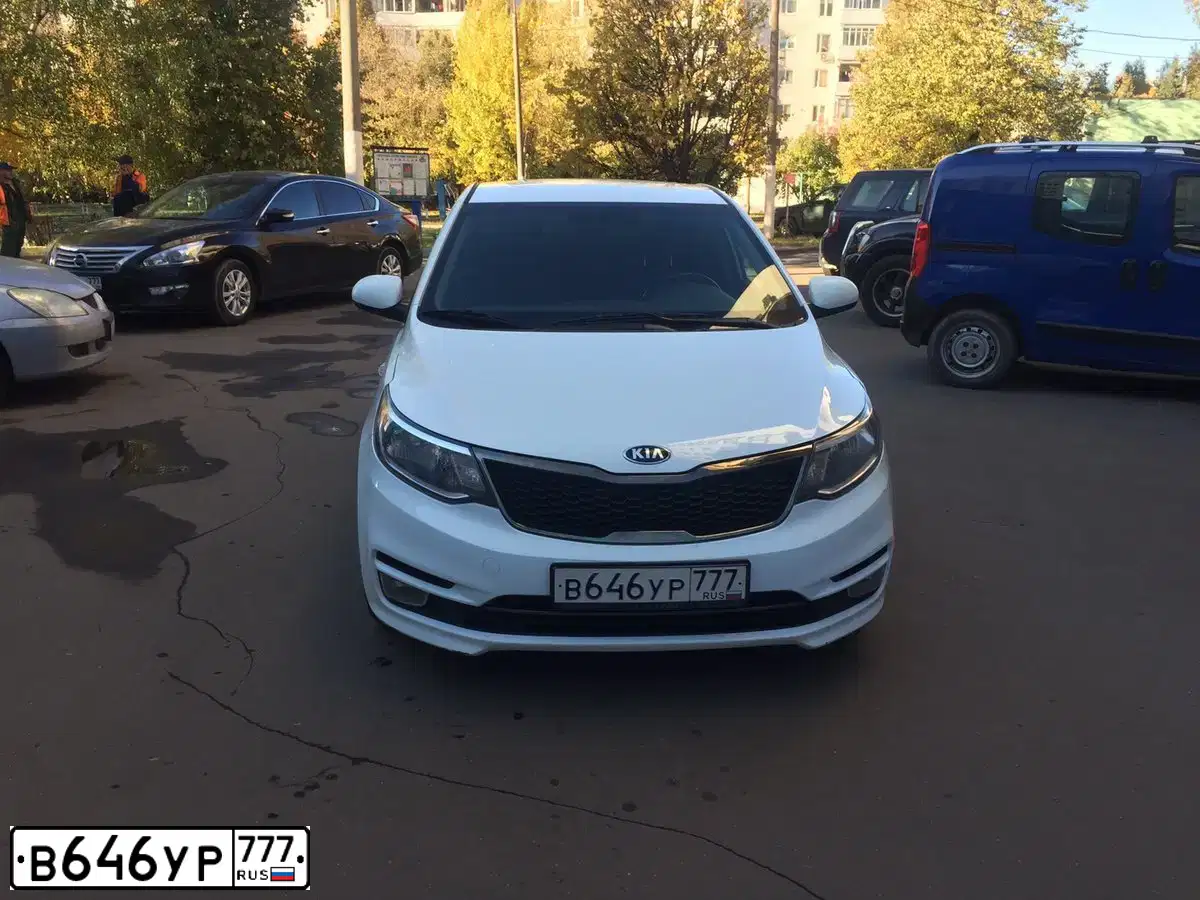 Фото автомобиля KIA RIO, 2016 — госномер Р681НО46