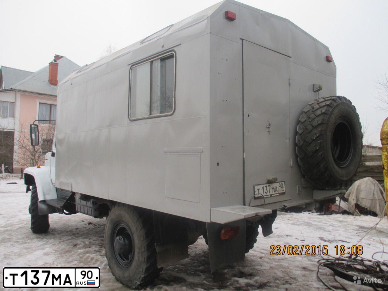Фото автомобиля GAZ 3308 SADKO, 2002 — госномер Т137МА90. Цвет: Белый