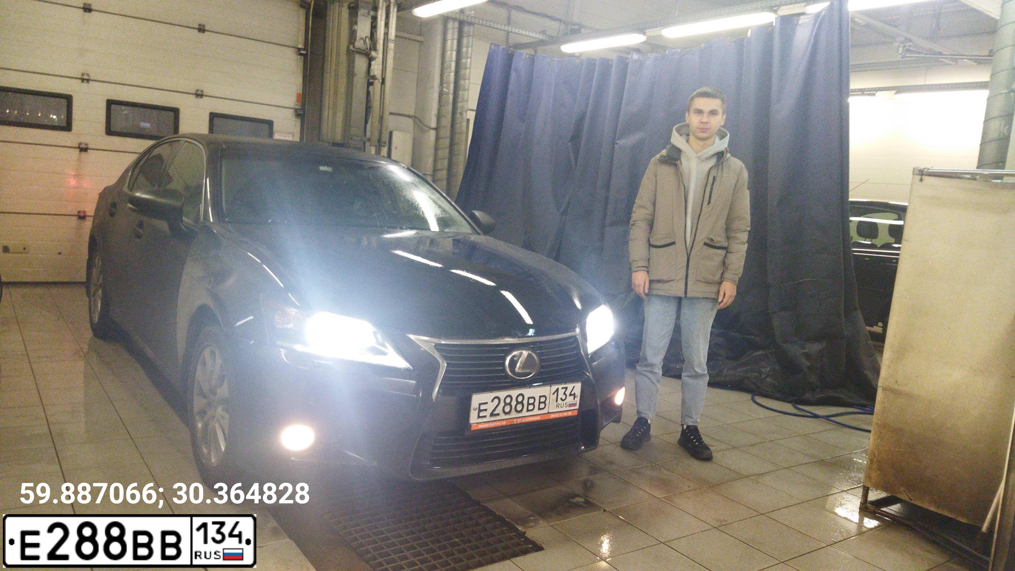 Фото автомобиля LEXUS GS, 2015 — госномер Е288ВВ134. Цвет: ЧЕРНЫЙ