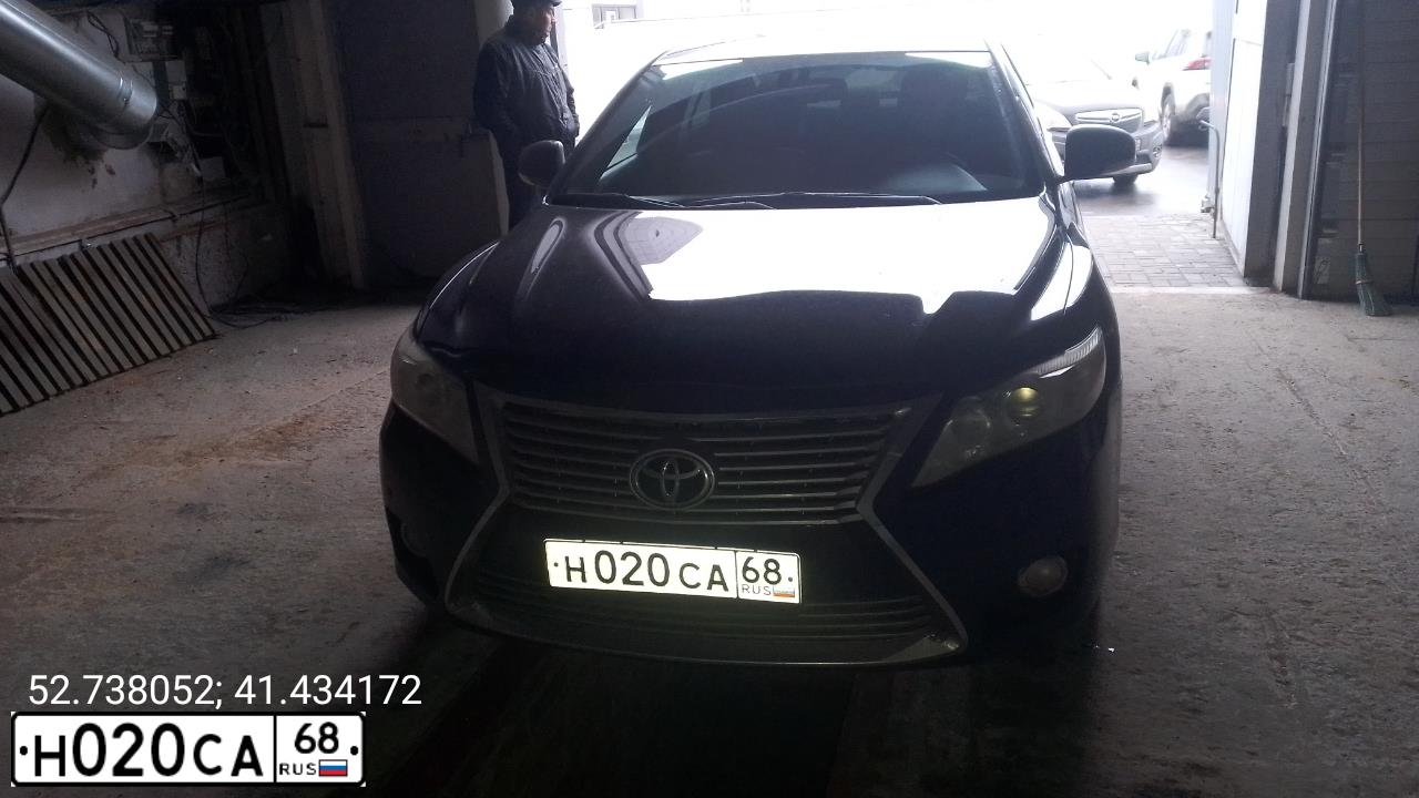 Фото автомобиля TOYOTA CAMRY, 2010 — госномер Н020СА68. Цвет: ЧЕРНЫЙ