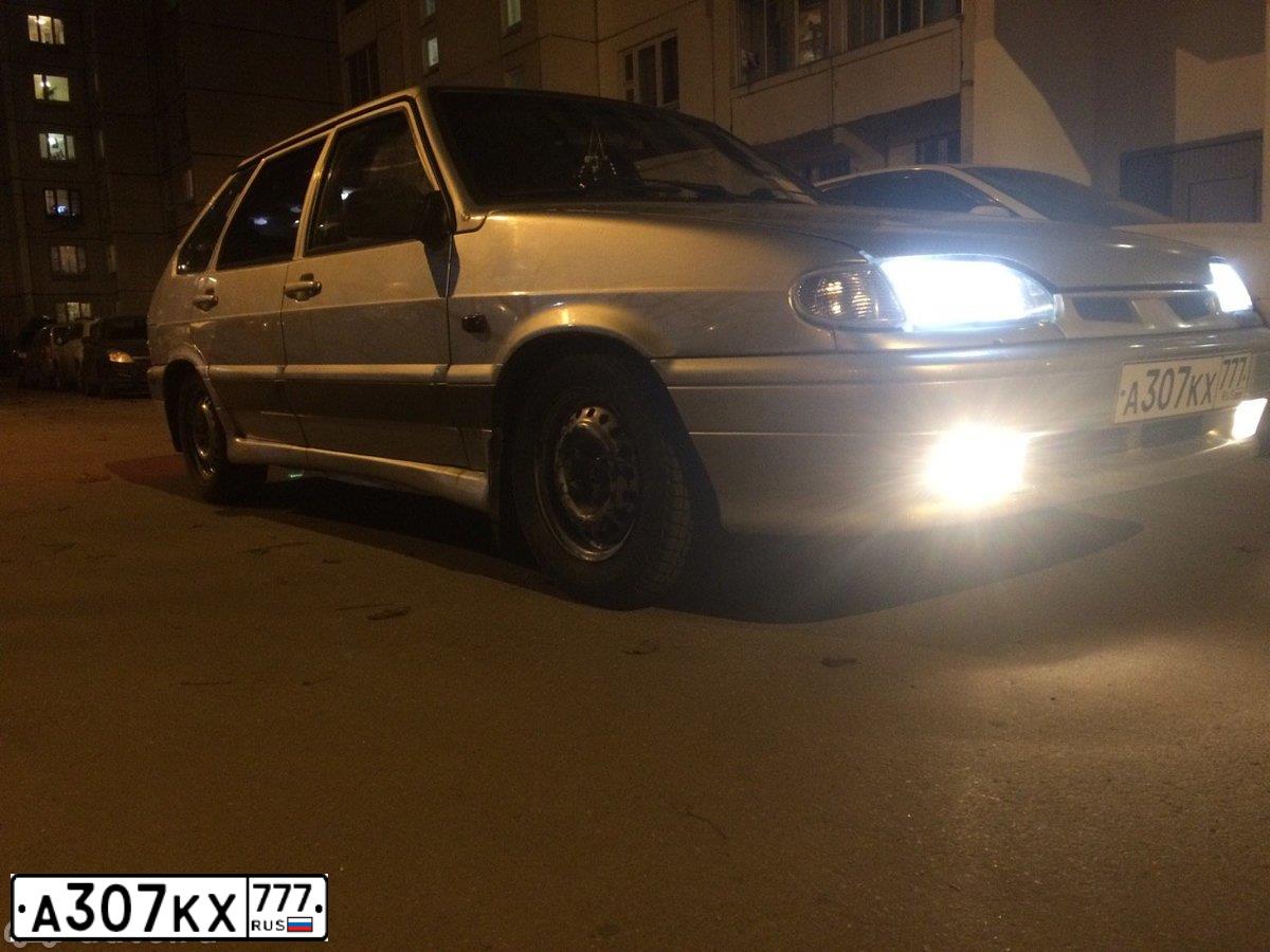 Фото автомобиля LADA 2114 SAMARA, 2004 — госномер А307КХ777. Цвет: СЕРЫЙ
