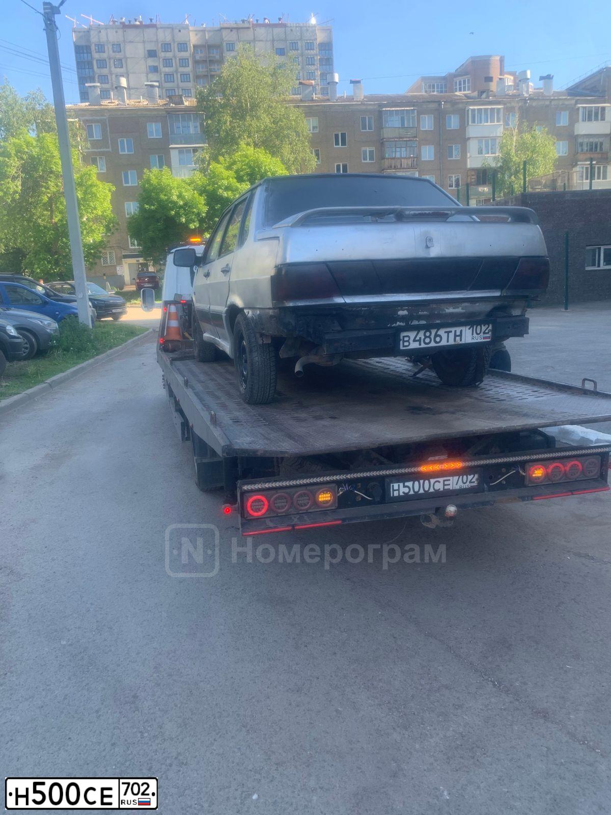Фото автомобиля VOLKSWAGEN POLO, 2018 — госномер Н500СЕ702. Цвет: Белый