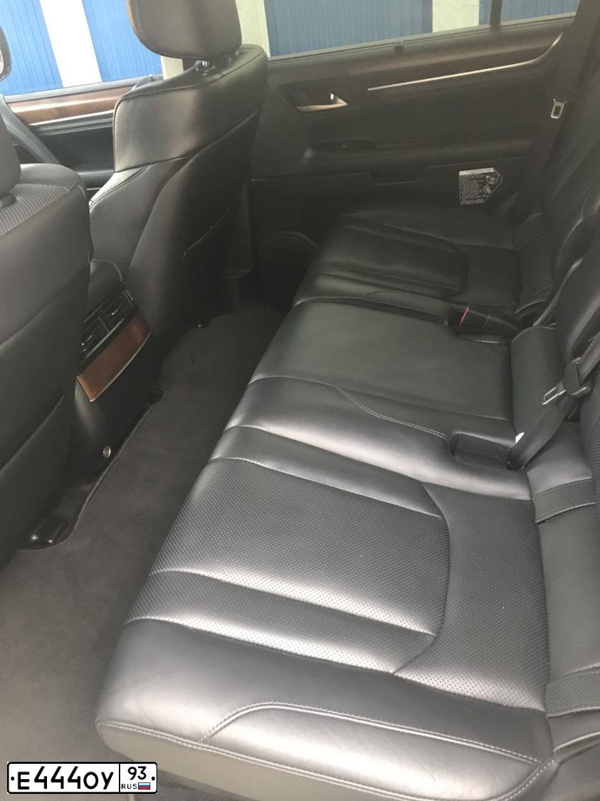Фото автомобиля LEXUS LX, 2016 — госномер Е444ОУ93. Цвет: БЕЛЫЙ