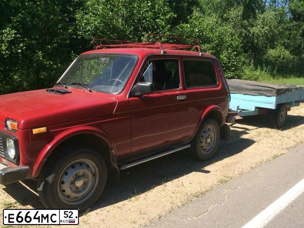 Фото автомобиля LADA 2121 NIVA, 1992 — госномер Е664МС52. Цвет: ТЕМНО-КРАСНЫЙ