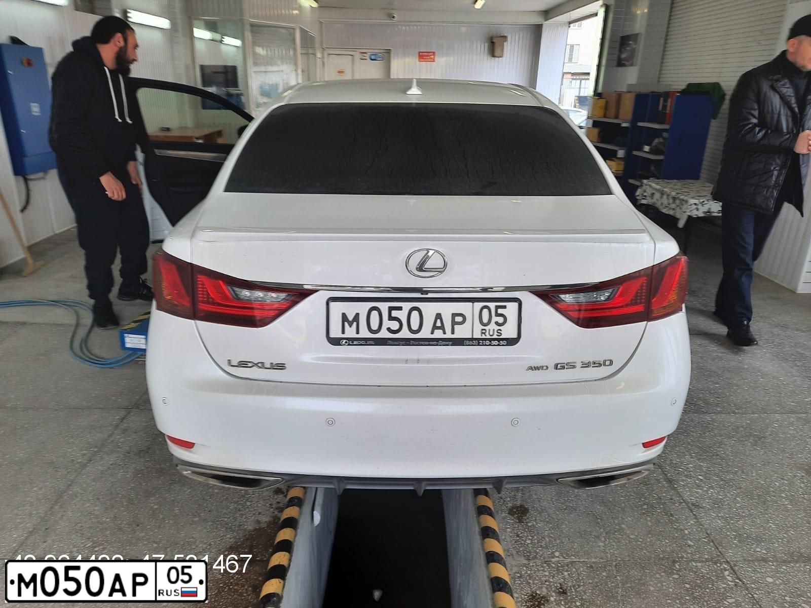 Фото автомобиля LEXUS GS, 2012 — госномер К019СО186. Цвет: Белый