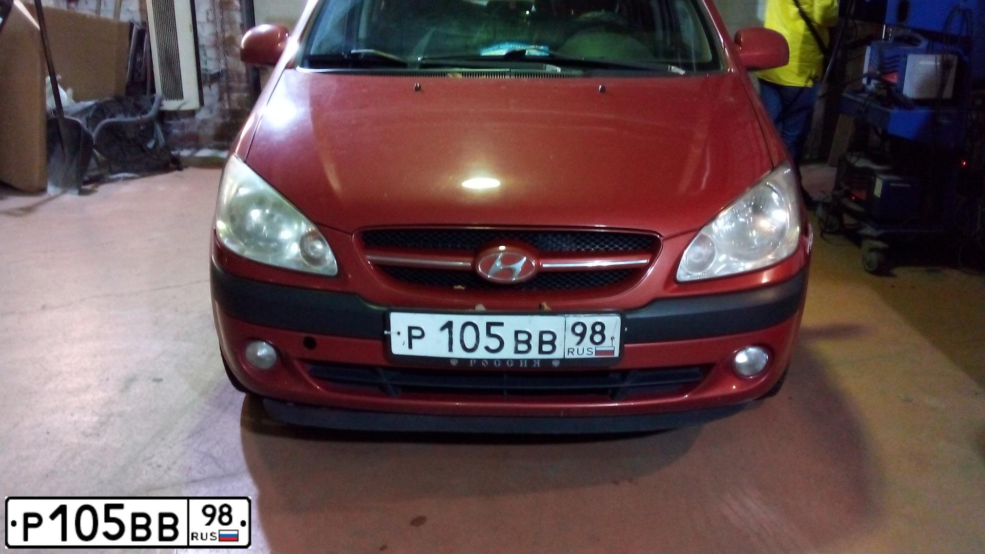 Фото автомобиля HYUNDAI GETZ, 2006 — госномер Н586МВ98. Цвет: КРАСНЫЙ