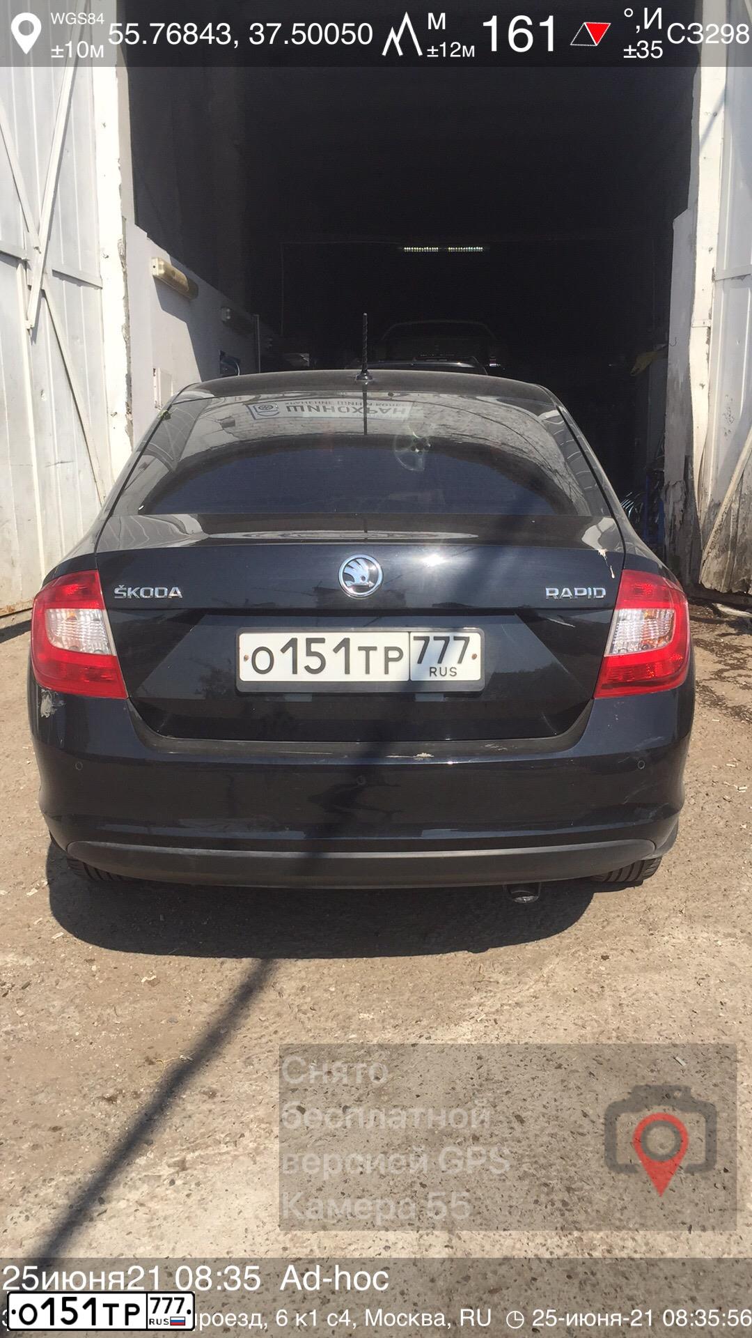 Фото автомобиля SKODA RAPID, 2016 — госномер О151ТР777. Цвет: ЧЕРНЫЙ