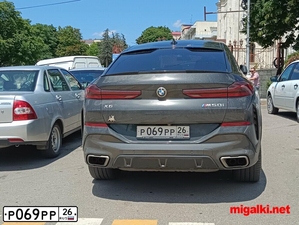 Фото автомобиля INFINITI QX80 /QX56/, 2013 — госномер С055МТ142. Цвет: Белый