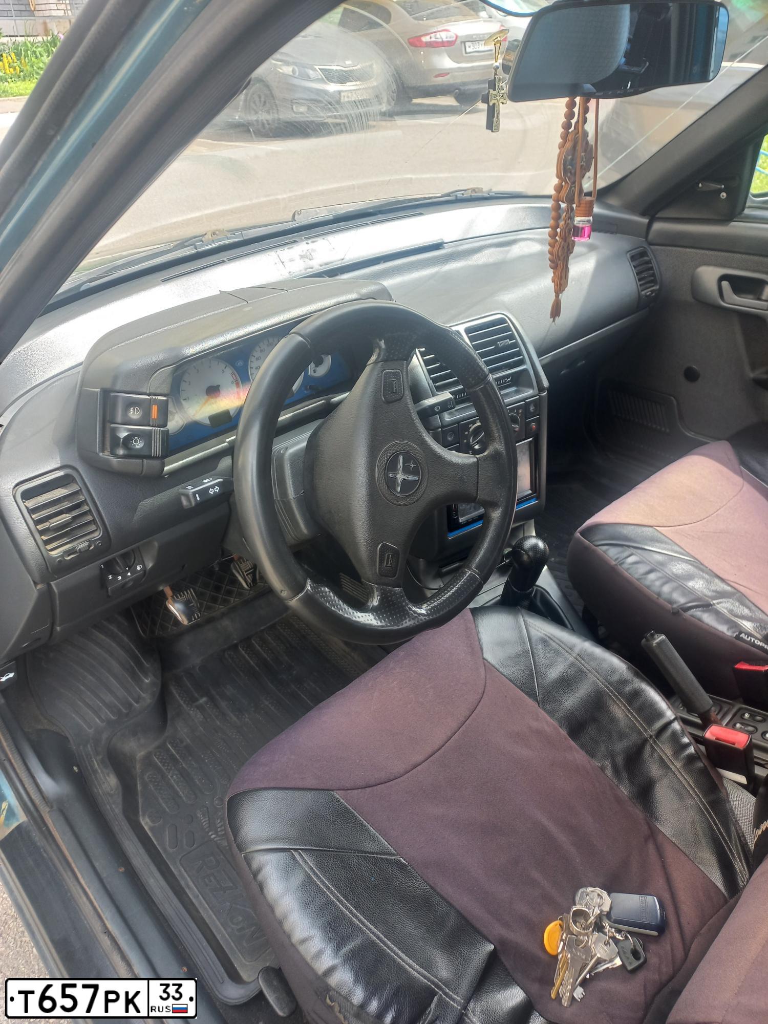 Фото автомобиля KIA RIO, 2019 — госномер Т657РК33. Цвет: СЕРЫЙ