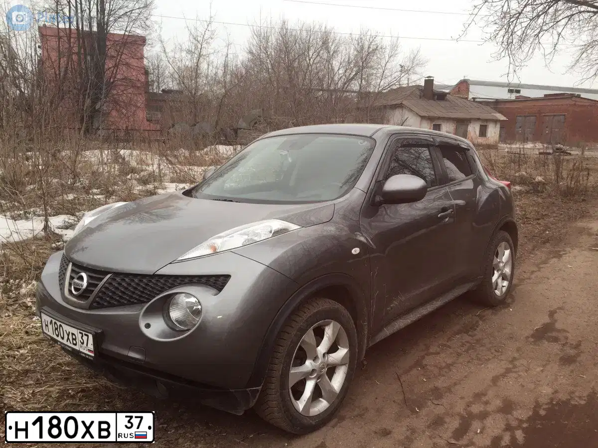Фото автомобиля NISSAN JUKE, 2012 — госномер У630ХР76. Цвет: СЕРЫЙ