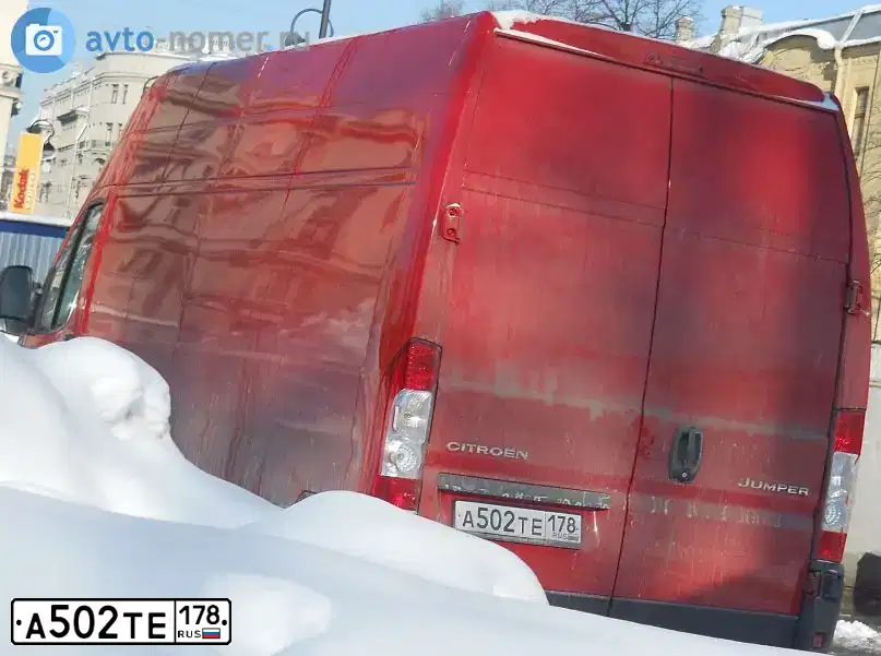 Фото автомобиля CITROEN JUMPER, 2010 — госномер А502ТЕ178. Цвет: КРАСНЫЙ