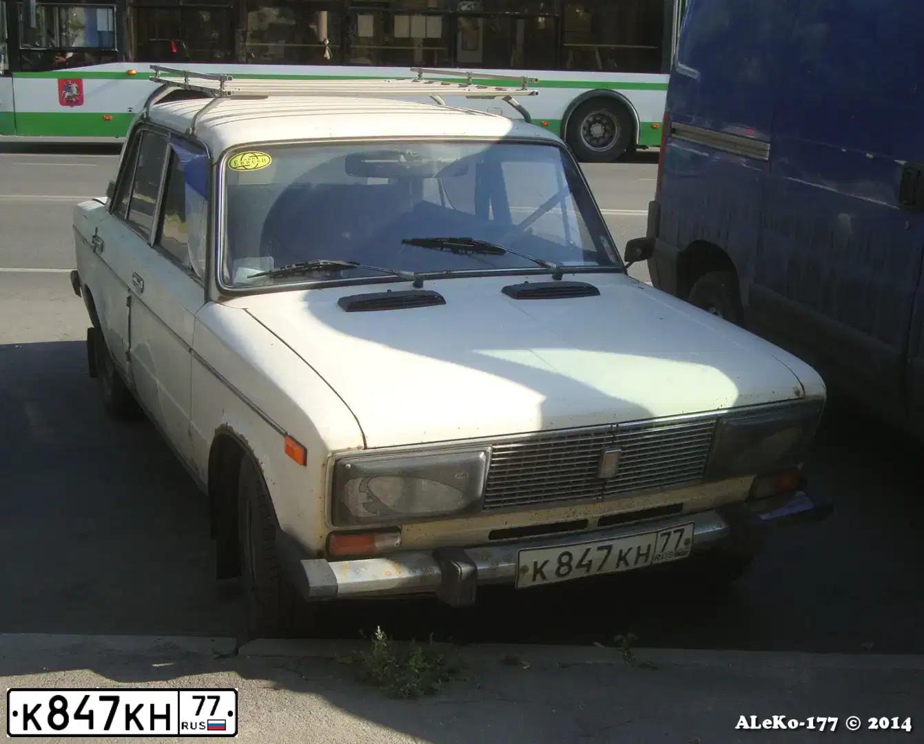 Фото автомобиля LADA 2106, 1991 — госномер К847КН77. Цвет: БЕЛЫЙ