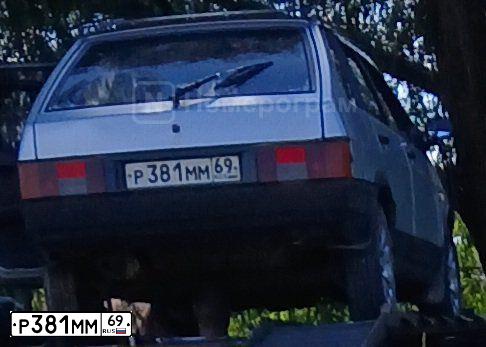 Фото автомобиля LADA 2109 SAMARA, 2003 — госномер Р381ММ69. Цвет: Светло-Серебристый металлик
