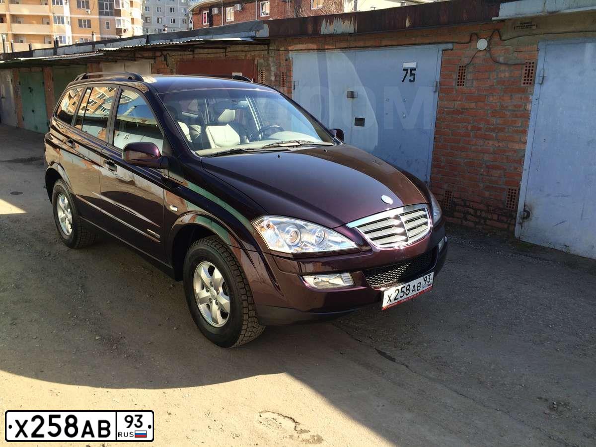 Фото автомобиля SSANGYONG KYRON, 2011 — госномер Х244ТМ152. Цвет: БОРДОВЫЙ