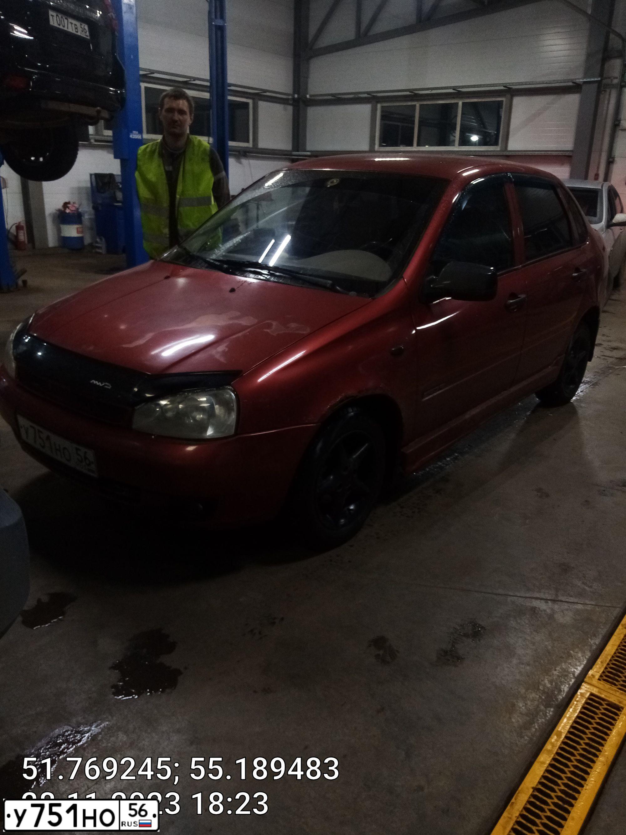 Фото автомобиля LADA 1118 KALINA, 2006 — госномер У751НО56. Цвет: СЕРЕБРИСТО-КРАСНЫЙ