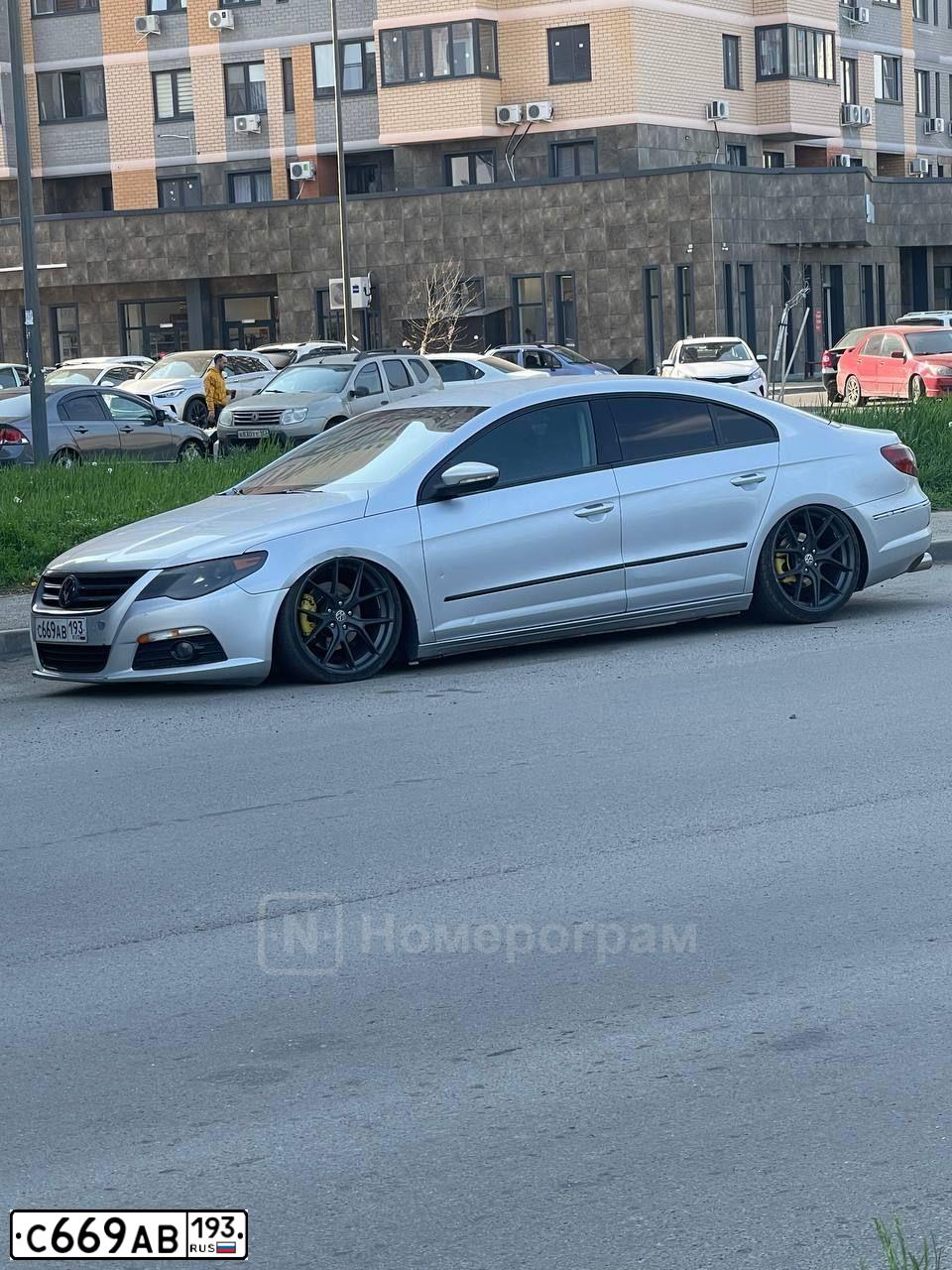 Фото автомобиля VOLKSWAGEN CC, 2009 — госномер С669АВ193. Цвет: СЕРЕБРИСТЫЙ