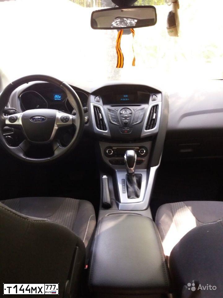 Фото автомобиля FORD FOCUS, 2014 — госномер А113ТЕ750. Цвет: Белый