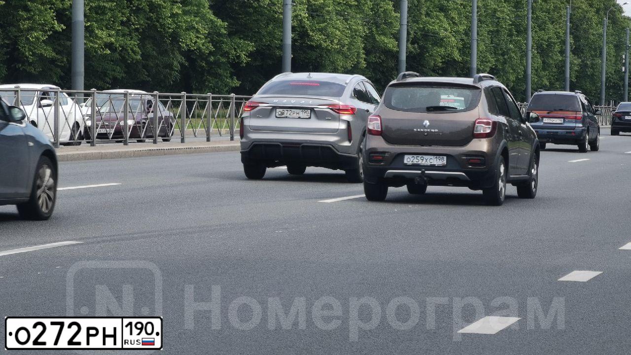 Фото автомобиля BMW X5, 2009 — госномер В695РВ790. Цвет: Белый