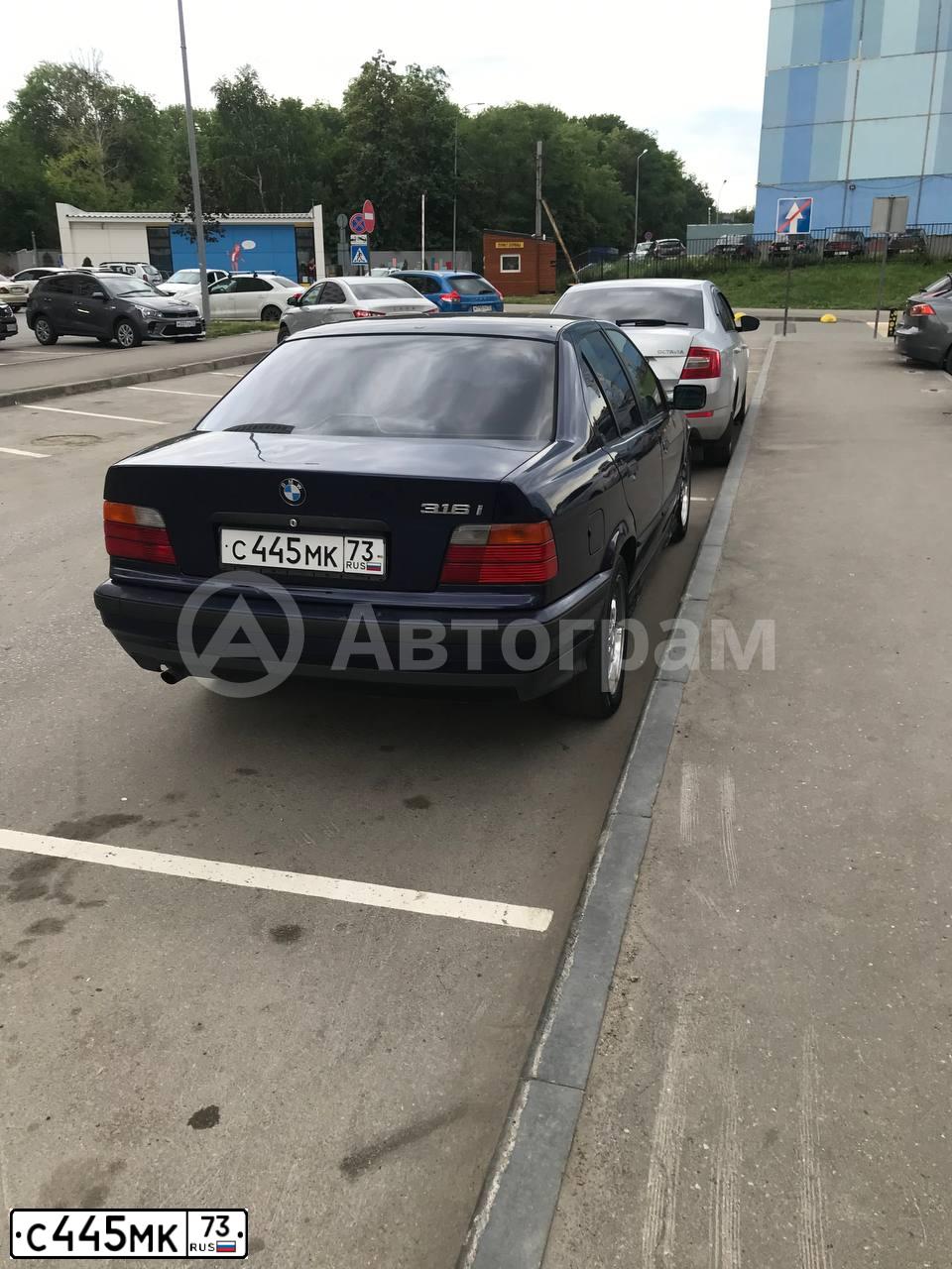 Фото автомобиля BMW SERIE 3, 1996 — госномер С445МК73. Цвет: синий
