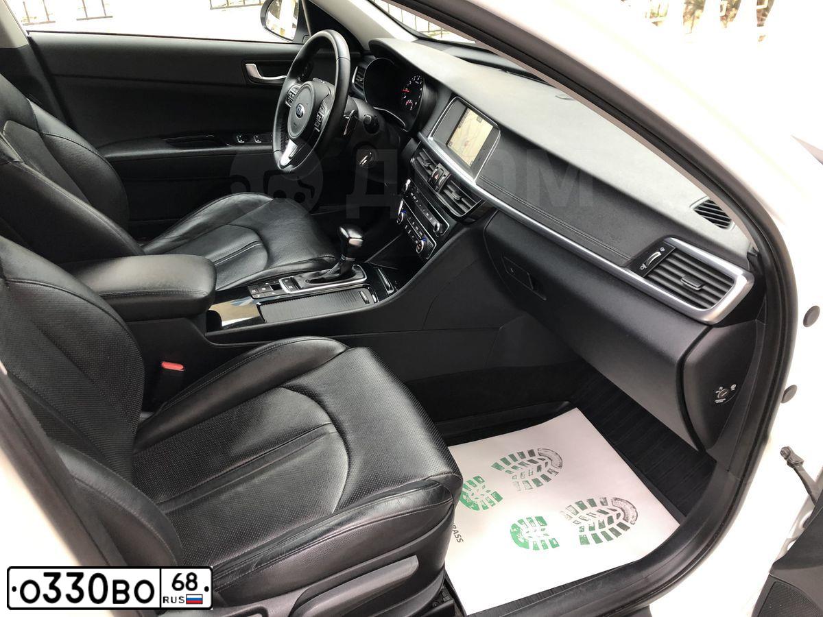 Фото автомобиля KIA JF(OPTIMA), 2017 — госномер Н747АК126. Цвет: Белый