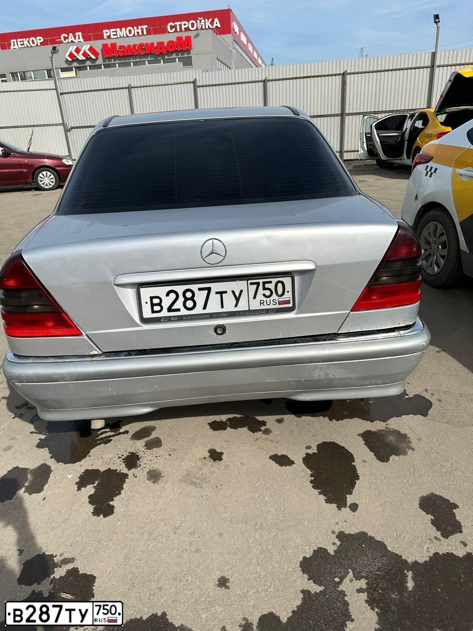 Фото автомобиля MERCEDES C-KLASSE, 2000 — госномер В287ТУ750. Цвет: СЕРЫЙ