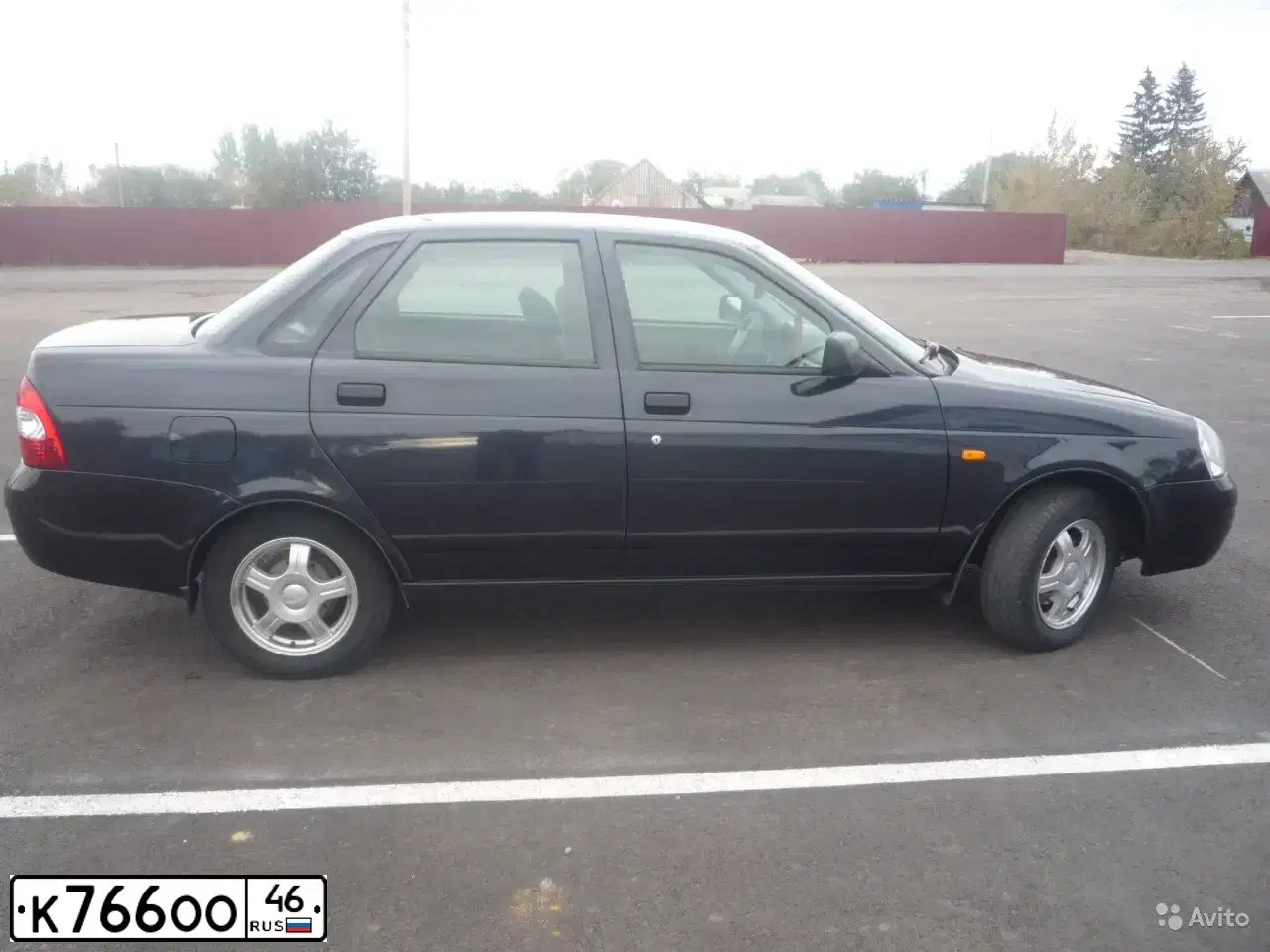 Фото автомобиля LADA 2170 PRIORA, 2008 — госномер Т677ОР31. Цвет: ГРАФИТОВЫЙ МЕТАЛИК
