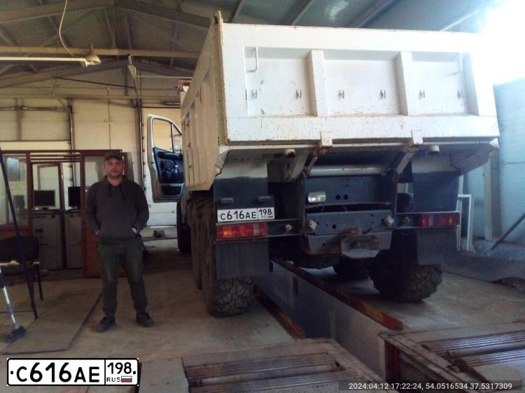 Фото автомобиля URAL 5557 /6X6/, 2017 — госномер О559ВО98