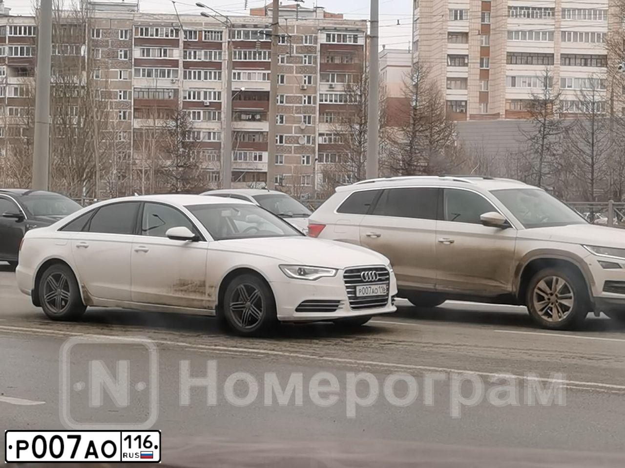 Фото автомобиля CHEVROLET AVEO, 2012 — госномер Р007АО116. Цвет: Красный