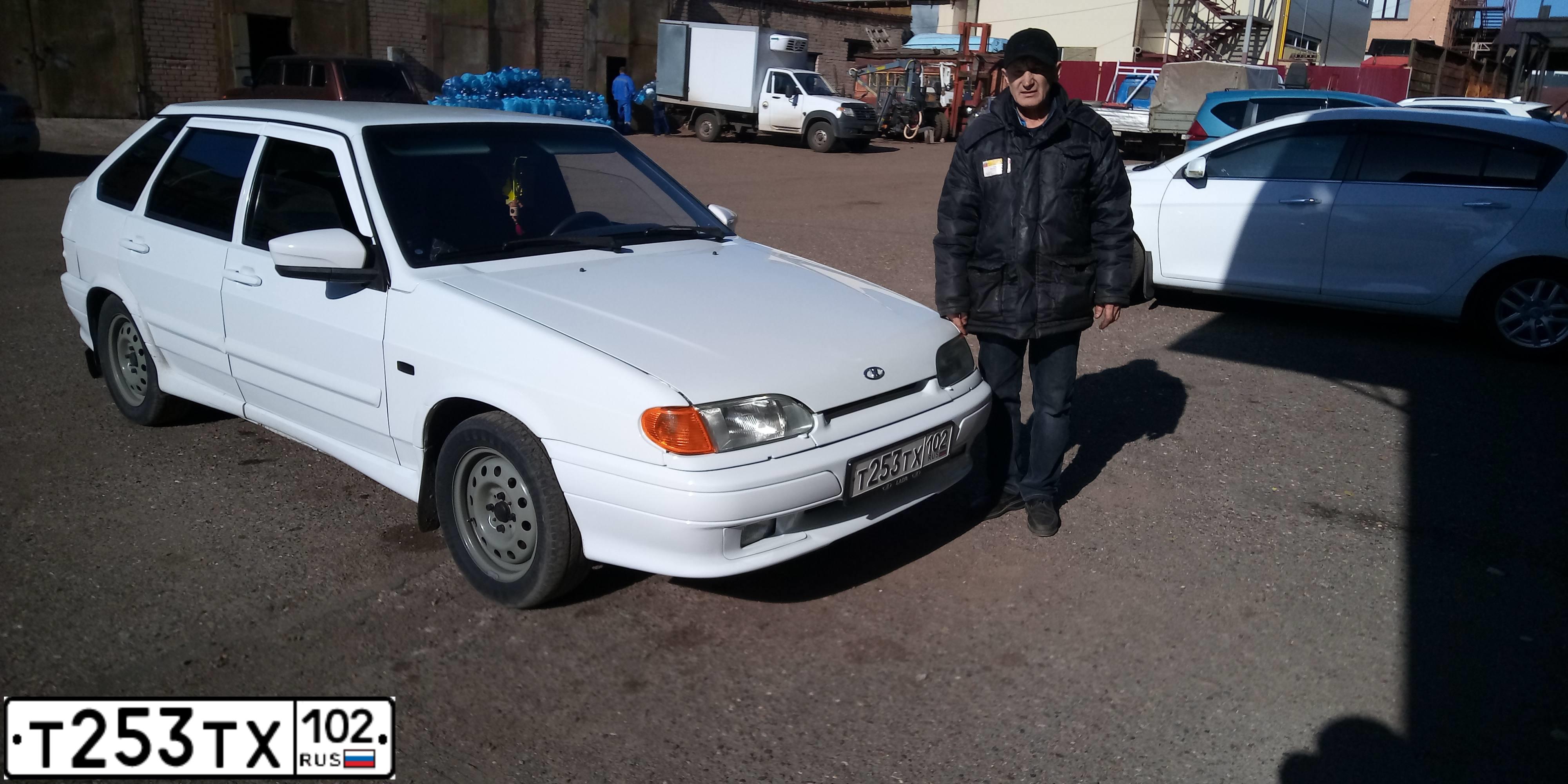 Фото автомобиля LADA 2114 SAMARA, 2011 — госномер В415КС156. Цвет: Белый
