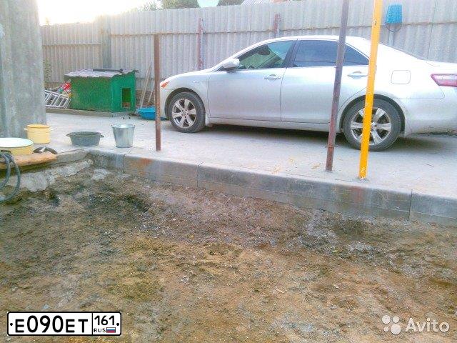 Фото автомобиля SSANGYONG REXTON, 2008 — госномер Е526МВ761. Цвет: ЧЕРНЫЙ МЕТАЛЛИК