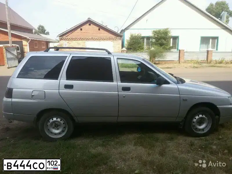 Фото автомобиля LADA 2111, 2006 — госномер С987ХУ102. Цвет: светло-серебристый металлик