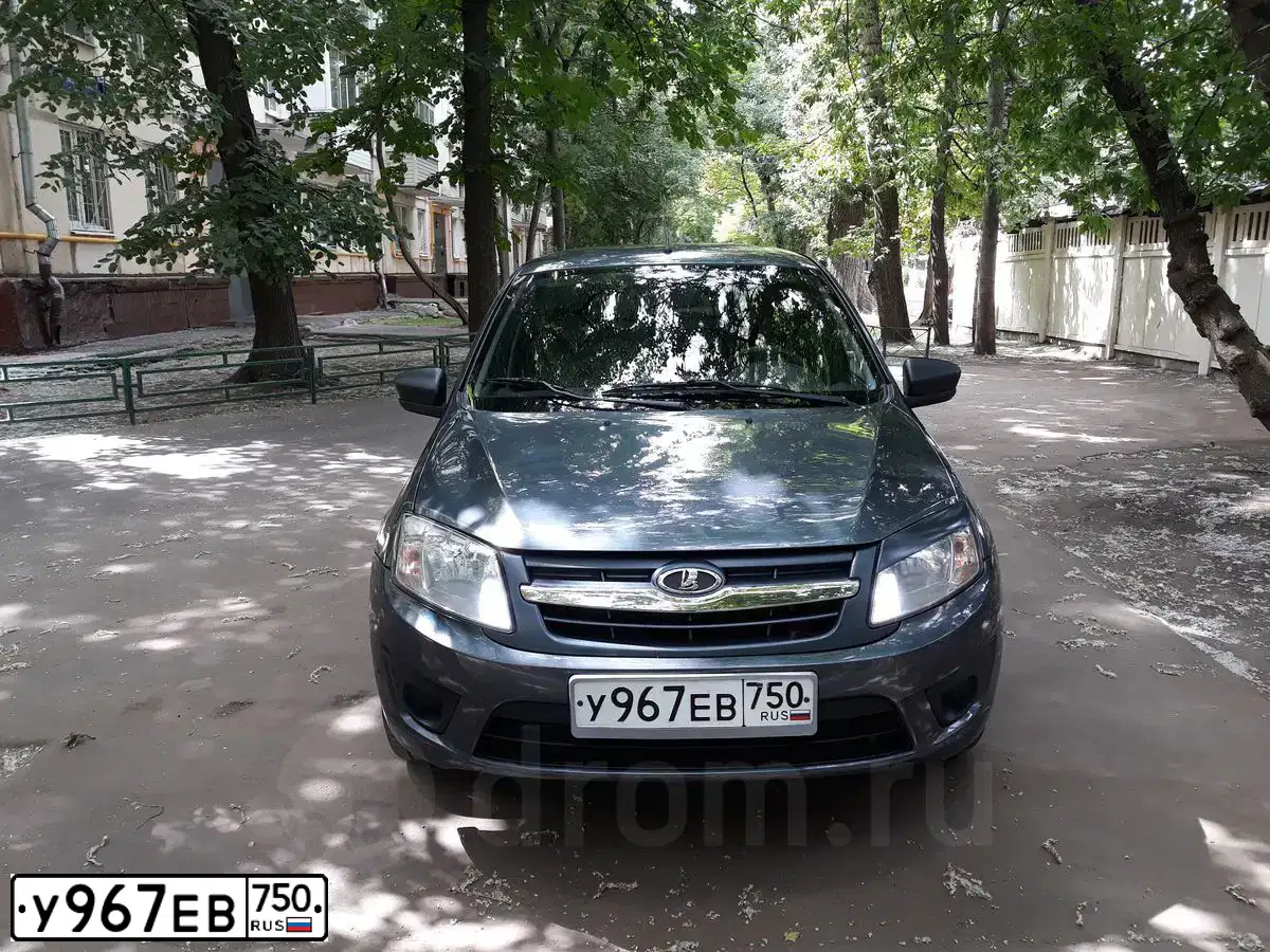 Фото автомобиля LADA 2191 GRANTA, 2015 — госномер О441КТ07. Цвет: серебристо-темно-серый